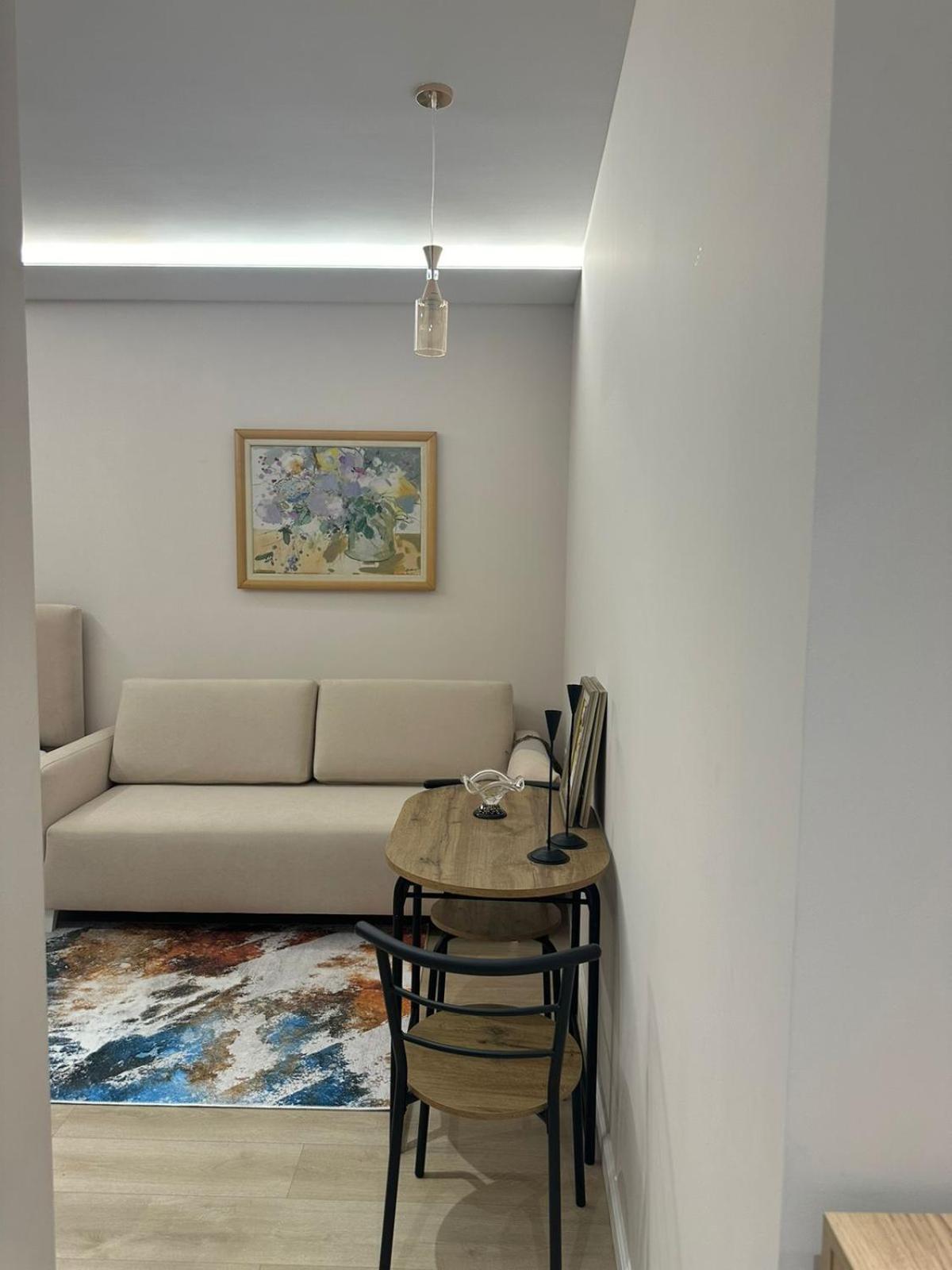 Home To Go Studio Apartament Тирана Экстерьер фото